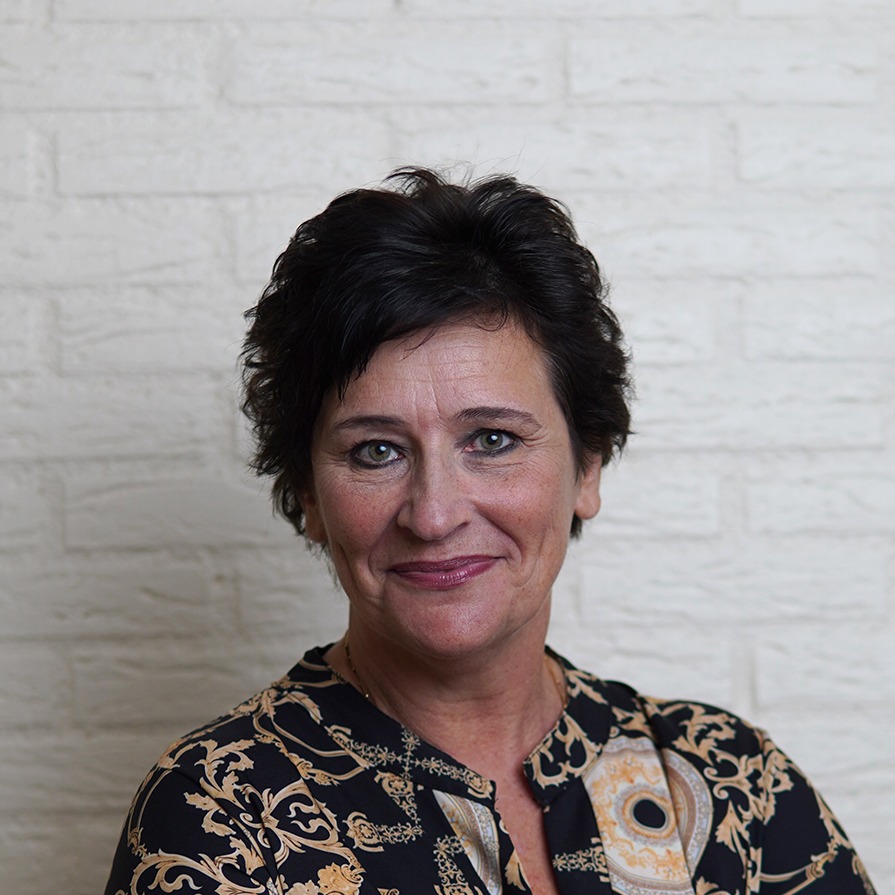 Dr. Christine Wolk